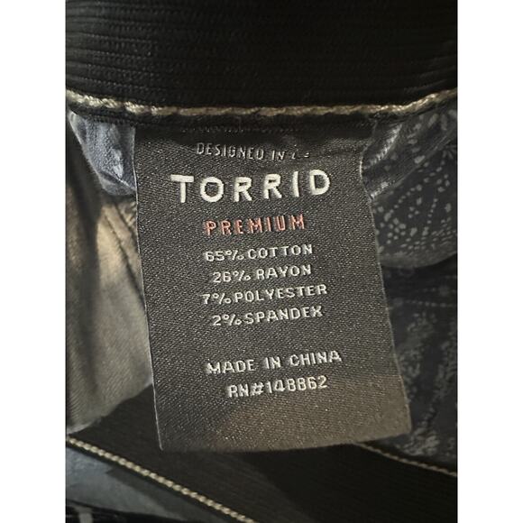 NWT Torrid Sky High Skinny Jean Premium Stretch Medium Wash Blue Plus Size 26 - Picture 11 of 12